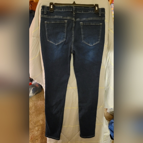Blue Turtle Size 11 Denim Jeans Skinny Stretch Jeans - Picture 5 of 6